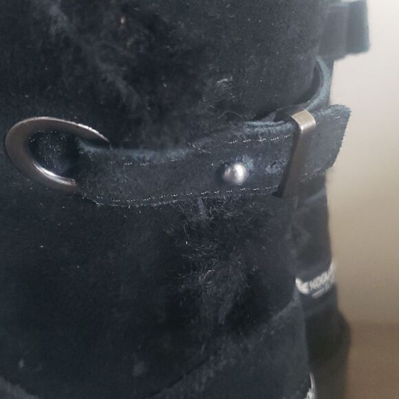 KOOLABURRA BY UGG Womens REMLEY 1105792 Black Suede Buckle Boots Size 6 - Picture 10 of 10